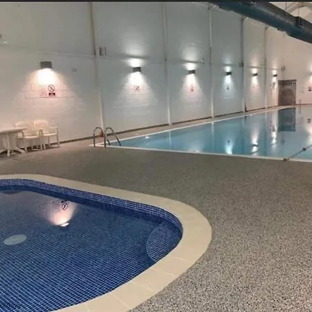 펜션 Honeybee - Part Of The The Bay Village With Pool, Gym And Direct Access, Pub, Restaurant, Tennis And Meadows Walks *