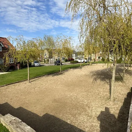 Honeybee - Part Of The The Bay Village With Pool, Gym And Direct Access, Pub, Restaurant, Tennis And Meadows Walks