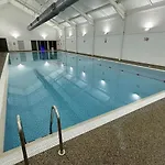 Honeybee - Part Of The The Bay Village With Pool, Gym And Direct Access, Pub, Restaurant, Tennis And Meadows Walks Filey