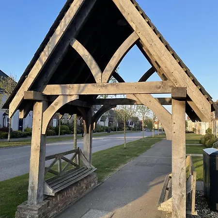 Holiday home Honeybee - Part Of The The Bay Village With Pool, Gym And Direct Access, Pub, Restaurant, Tennis And Meadows Walks