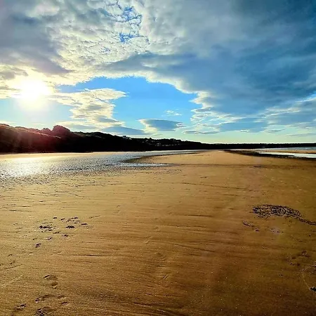 Honeybee - Part Of The The Bay Village With Pool, Gym And Direct Access, Pub, Restaurant, Tennis And Meadows Walks * Filey